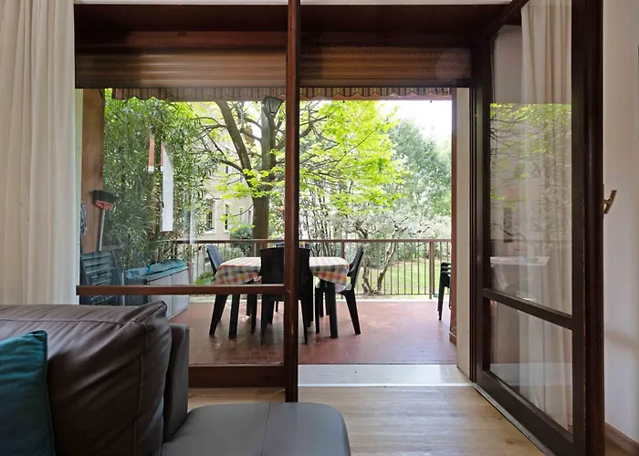 Mit Terrasse By Interhome 아파트