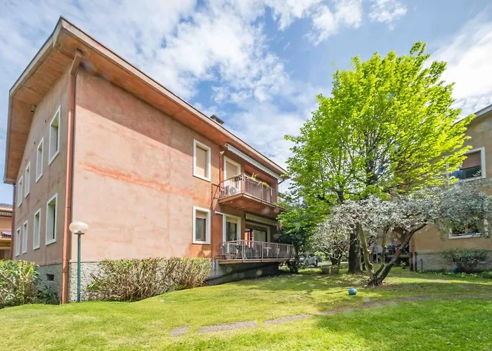 Mit Terrasse By Interhome *