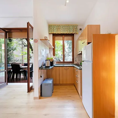 Apartamento Mit Terrasse By Interhome Lazise