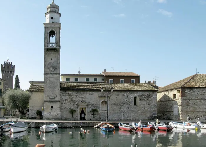 Mit Terrasse By Interhome