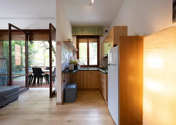 Mit Terrasse By Interhome Лацизе