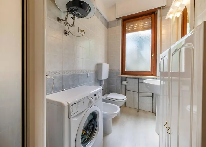 Mit Terrasse By Interhome Lejlighed